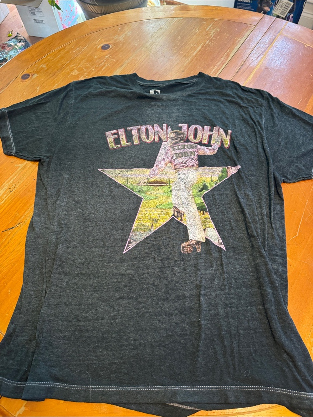 Elton John Graphic Black Men's T-Shirt XL Farewell Yellow Brick Road 2022